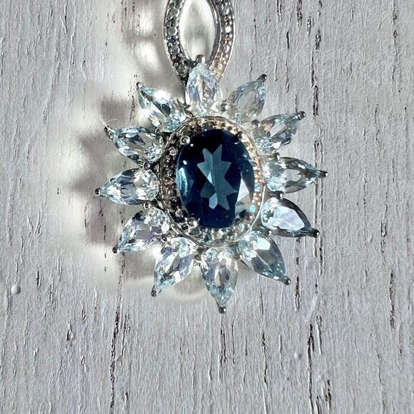 London Blue Topaz in Sterling Silver with Marquise Cut Sky Blue Topaz Stones - Picture 15 of 17